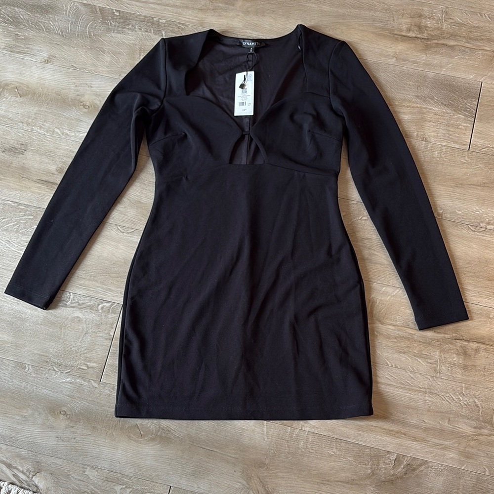 BNWT Dynamite Black V-Neck Bodycon Dress Size Medium